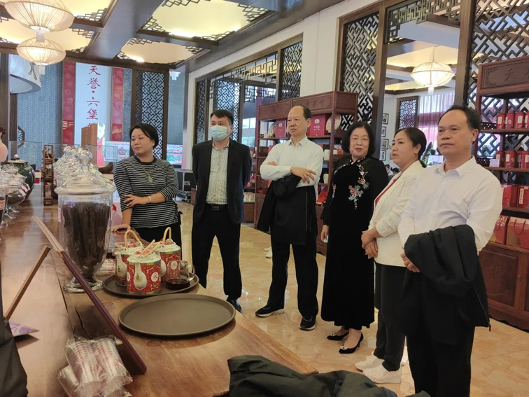 茶師同臺(tái)競(jìng)技|“茶船古道杯”六堡茶茶藝師技能大賽天譽(yù)賽區(qū)小記