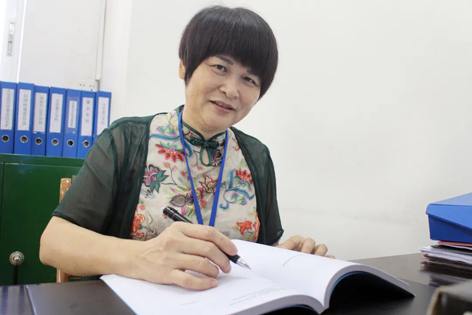 楷模風(fēng)采丨2022年全國(guó)五一勞動(dòng)獎(jiǎng)?wù)芦@得者李培珍