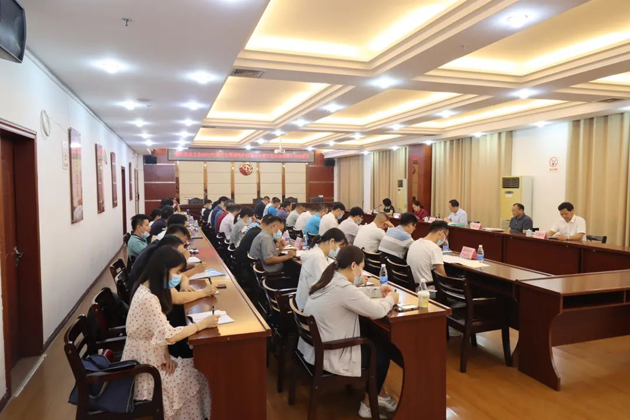 市總工會履職盡責維護職工合法權益，創(chuàng)造和諧社會環(huán)境喜迎二十大