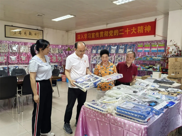 工會走基層系列（一） | 市總工會調(diào)研組到龍圩區(qū)和粵桂特別試驗(yàn)區(qū)調(diào)研工會工作