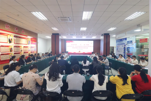 攜手共進(jìn) “工”“城”有我｜梧州市總工會(huì)、梧州市城建投資發(fā)展集團(tuán)有限公司聯(lián)合開(kāi)展主題黨日活動(dòng)