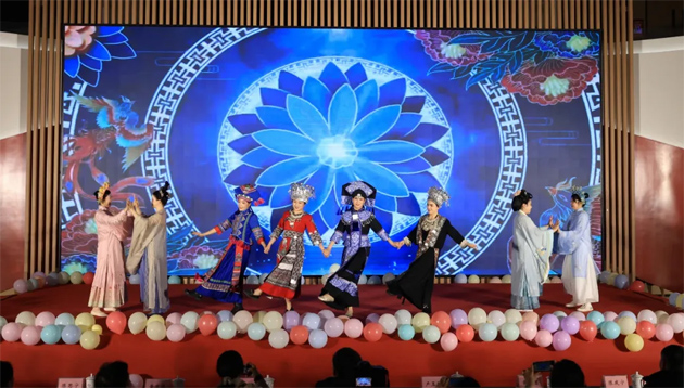 “三八”國際婦女節(jié)期間，我市各級工會舉辦系列慶祝活動